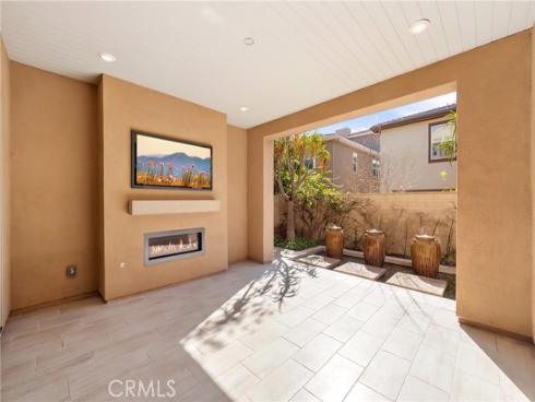 94 Swift , Irvine, CA