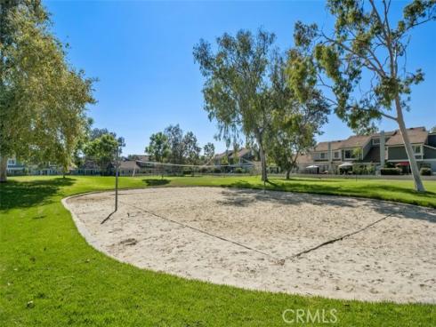 8 Woodfall , Irvine, CA