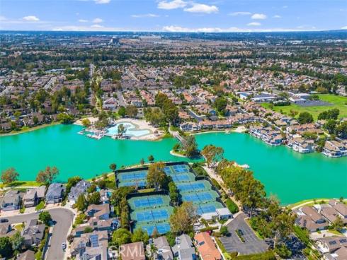 8 Woodfall , Irvine, CA
