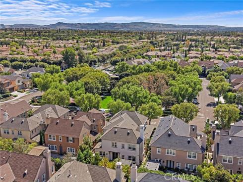 35 Stowe , Irvine, CA