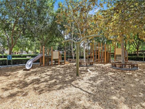 35 Stowe , Irvine, CA
