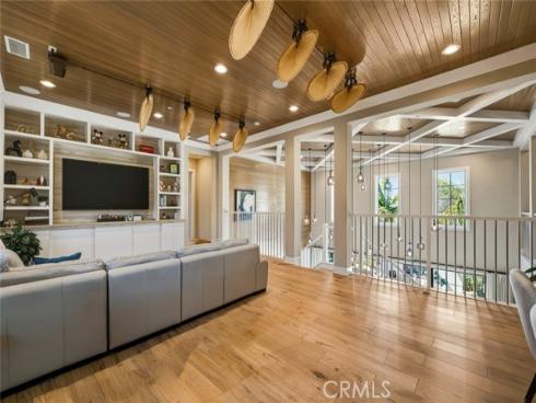 100 Boulder Pass , Irvine, CA