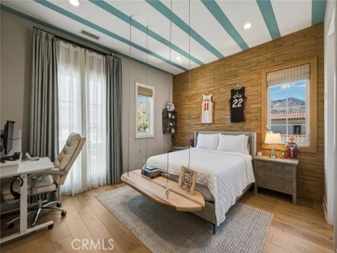 100 Boulder Pass , Irvine, CA