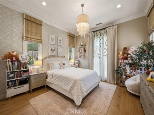 100 Boulder Pass , Irvine, CA