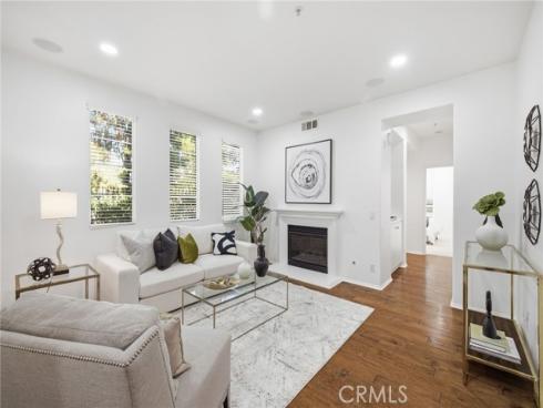 33 Nightshade , Irvine, CA