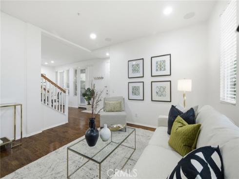 33 Nightshade , Irvine, CA