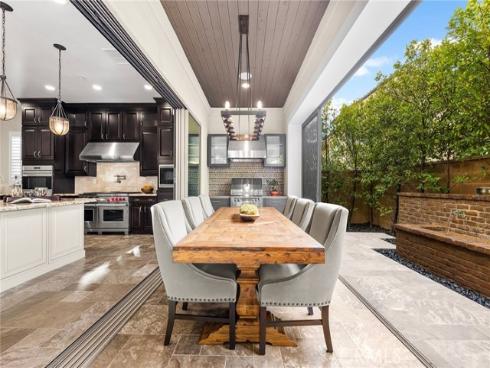 55 Fenway , Irvine, CA