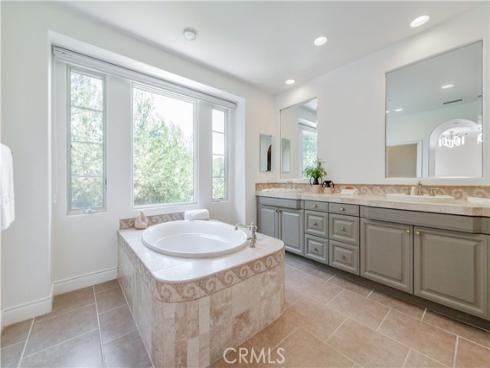 21 Rose Trellis , Irvine, CA