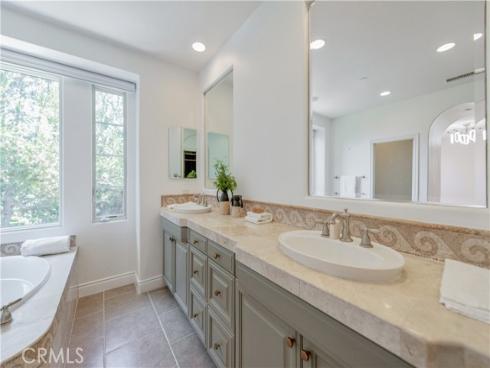 21 Rose Trellis , Irvine, CA