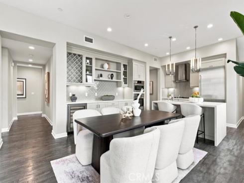 166 Follyhatch , Irvine, CA