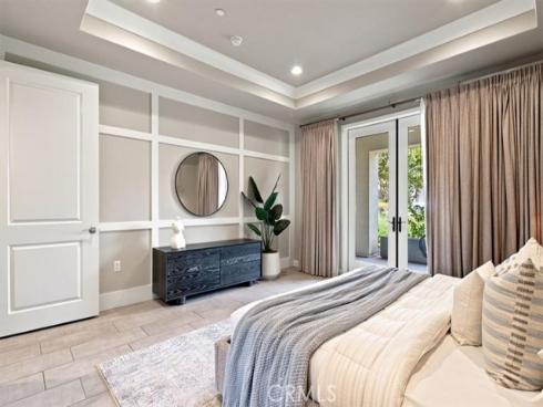 166 Follyhatch , Irvine, CA