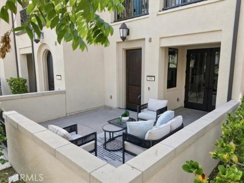 166 Follyhatch , Irvine, CA