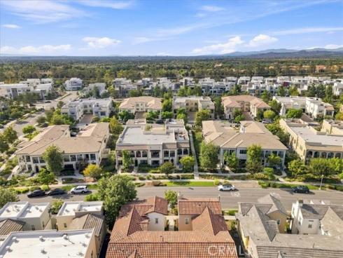 166 Follyhatch , Irvine, CA