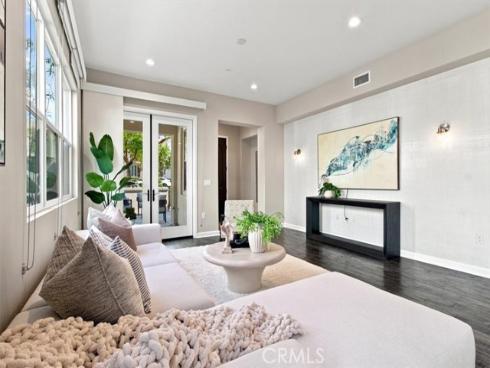 166 Follyhatch , Irvine, CA