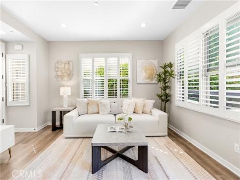 85 Kestrel , Irvine, CA
