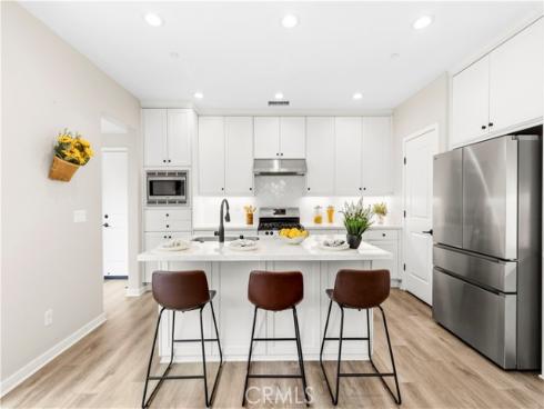 85 Kestrel , Irvine, CA