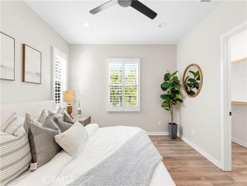 85 Kestrel , Irvine, CA