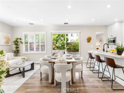 85 Kestrel , Irvine, CA
