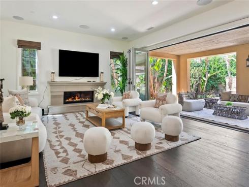 115 Candleglow , Irvine, CA