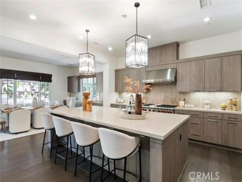 115 Candleglow , Irvine, CA