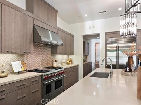 115 Candleglow , Irvine, CA
