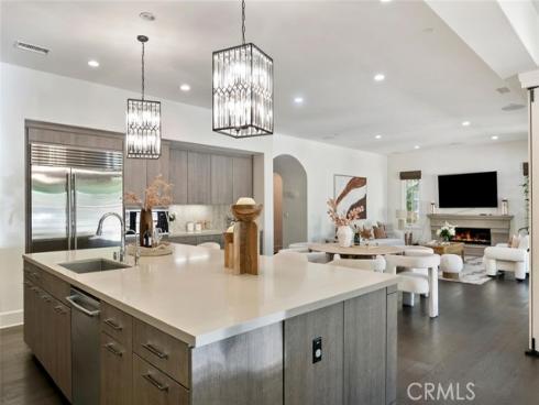 115 Candleglow , Irvine, CA