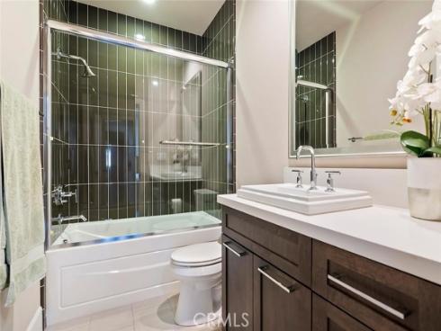 115  Candleglow  , Irvine, CA