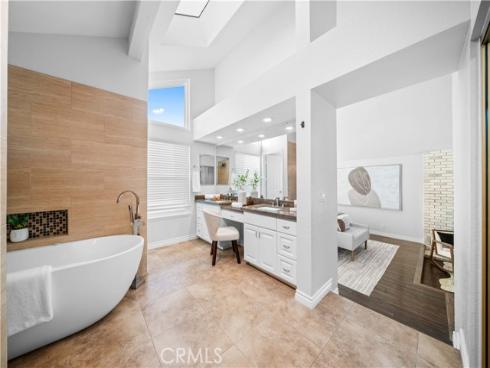 41 Hermosa , Irvine, CA