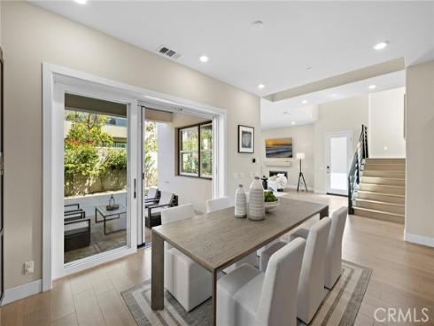 77  Pelican  , Irvine, CA