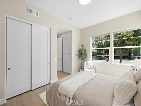 77  Pelican  , Irvine, CA