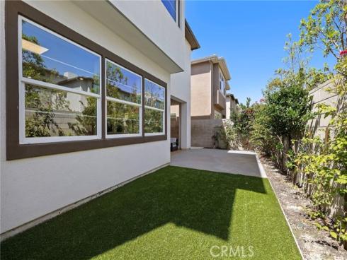 77  Pelican  , Irvine, CA