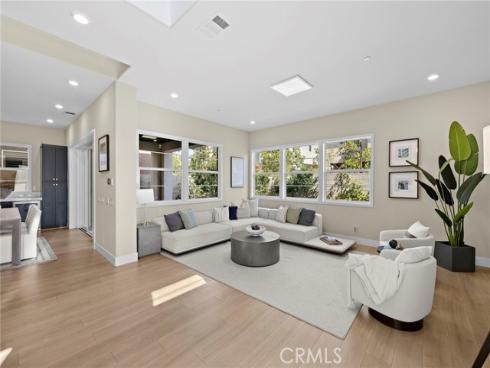 77  Pelican  , Irvine, CA