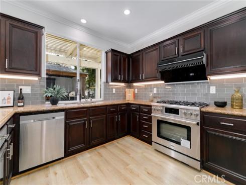 85 Quail Cyn , Irvine, CA