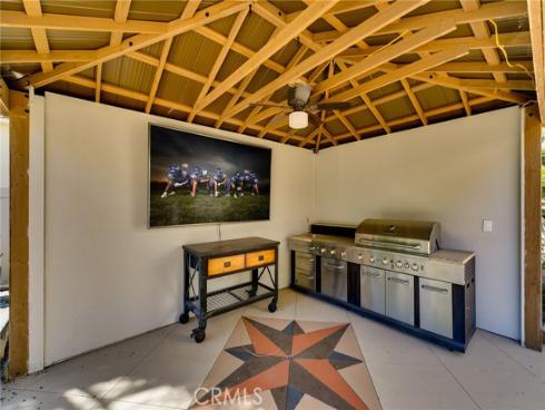 85 Quail Cyn , Irvine, CA