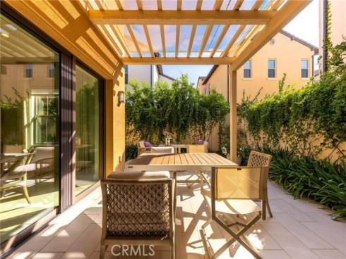 117 Petunia , Irvine, CA