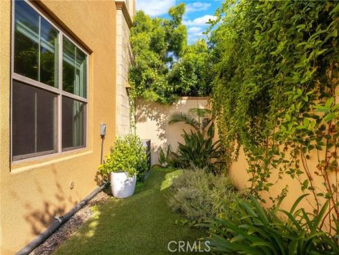 117 Petunia , Irvine, CA
