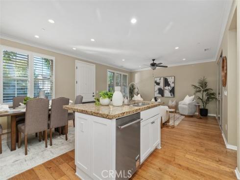 204  Overbrook  , Irvine, CA