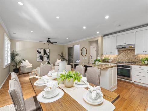 204  Overbrook  , Irvine, CA