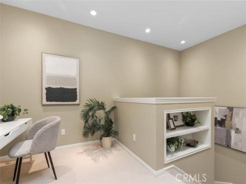204  Overbrook  , Irvine, CA