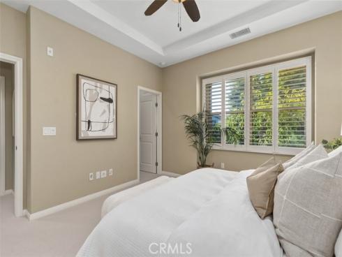 204  Overbrook  , Irvine, CA