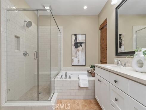 204  Overbrook  , Irvine, CA