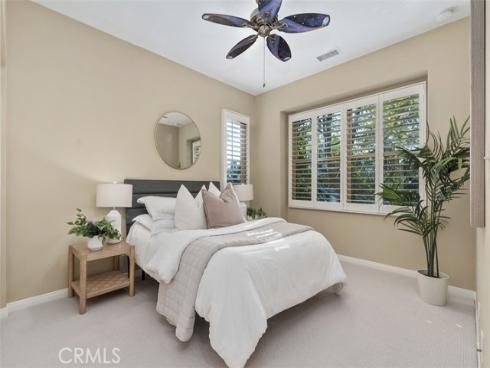 204  Overbrook  , Irvine, CA