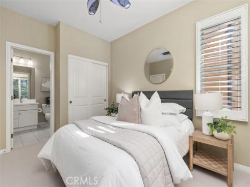 204  Overbrook  , Irvine, CA