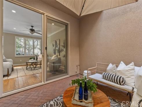 204  Overbrook  , Irvine, CA