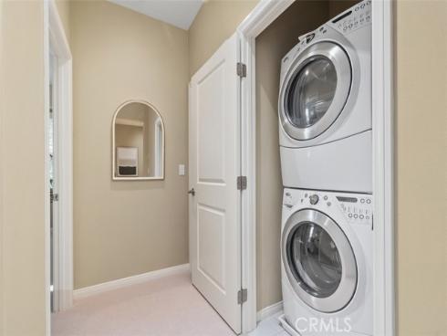 204  Overbrook  , Irvine, CA
