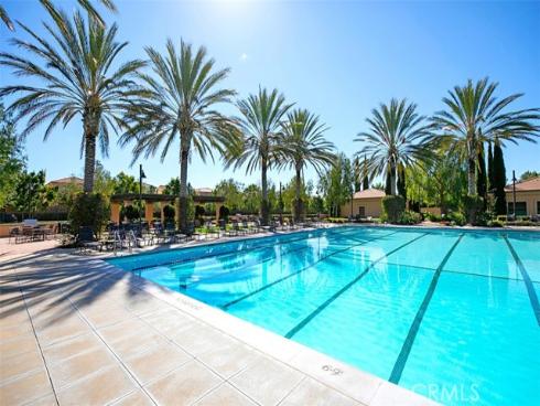 204  Overbrook  , Irvine, CA