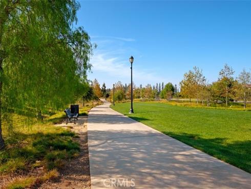 204  Overbrook  , Irvine, CA