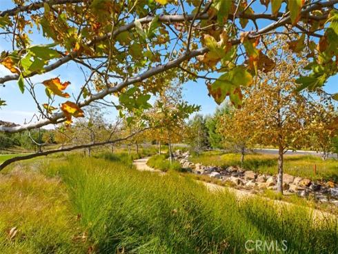 204  Overbrook  , Irvine, CA