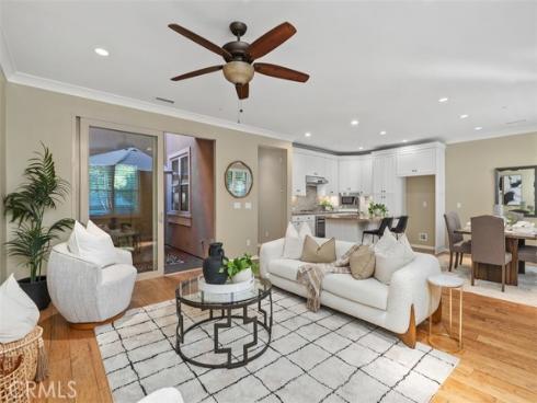 204  Overbrook  , Irvine, CA