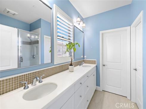 85 Rembrandt , Irvine, CA